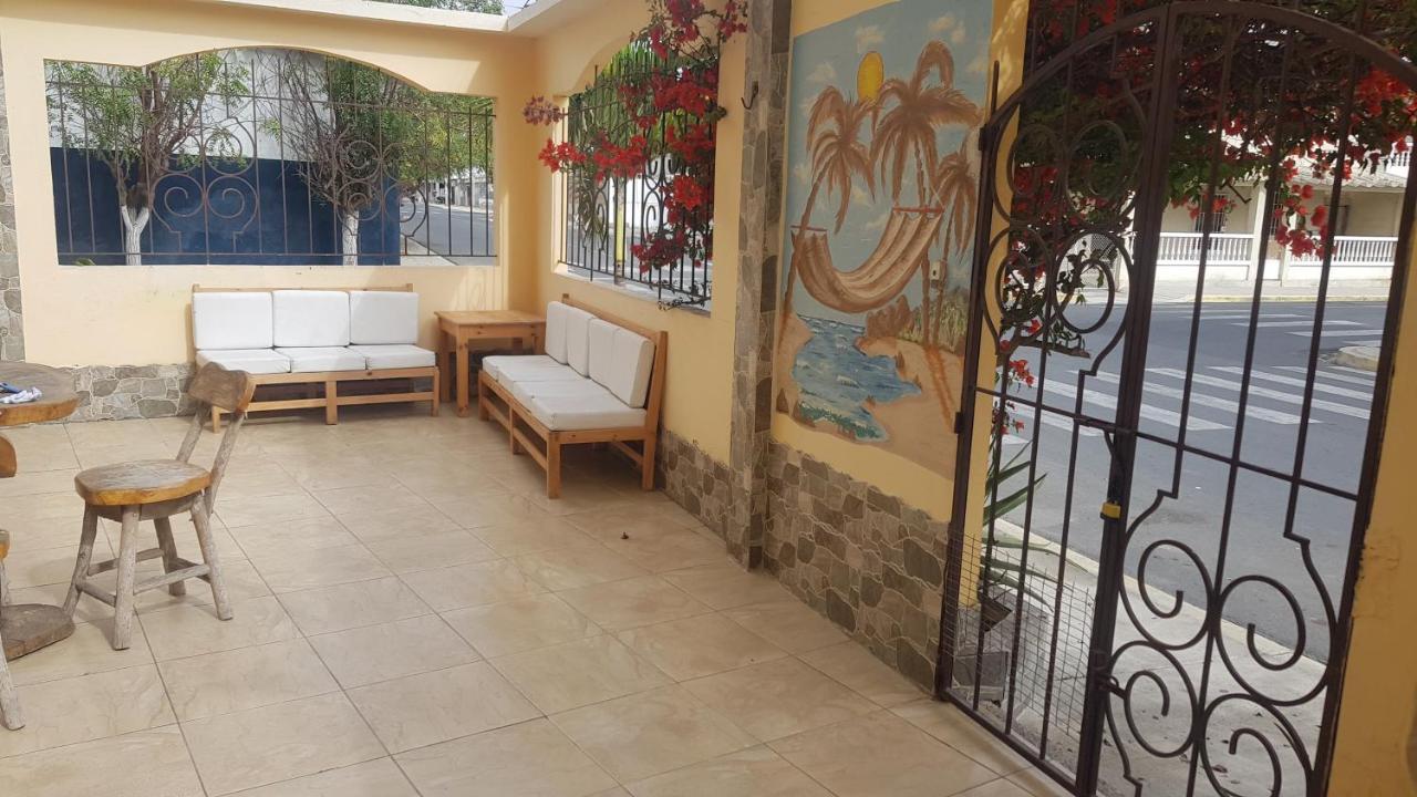 Chaqana Hostel Salinas  Eksteriør bilde